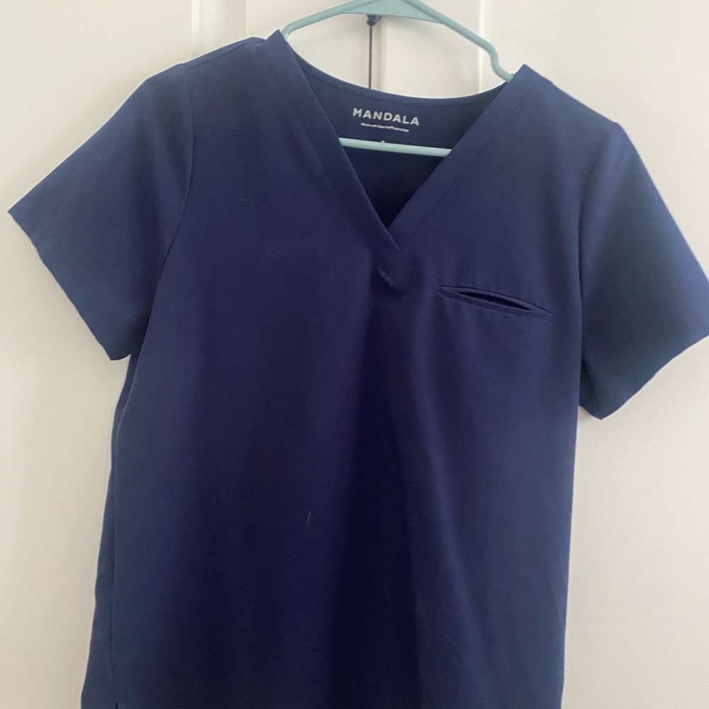 Navy Mandala scrubs s/s petite